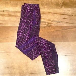 Peloton leopard print leggings never worn